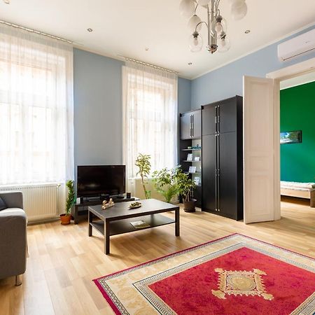 F24 Ferenc Apartment Budapest Exteriör bild