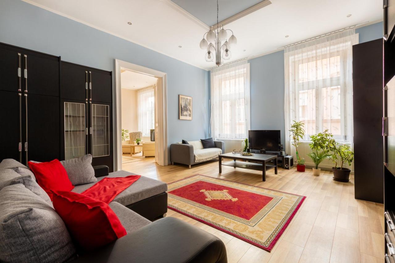 F24 Ferenc Apartment Budapest Exteriör bild