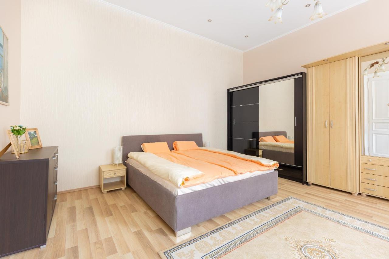 F24 Ferenc Apartment Budapest Exteriör bild