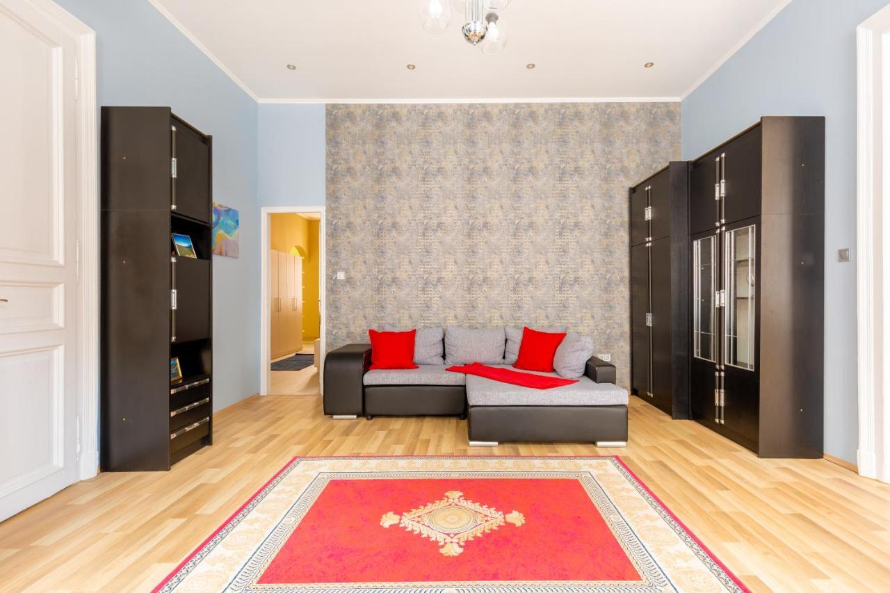 F24 Ferenc Apartment Budapest Exteriör bild