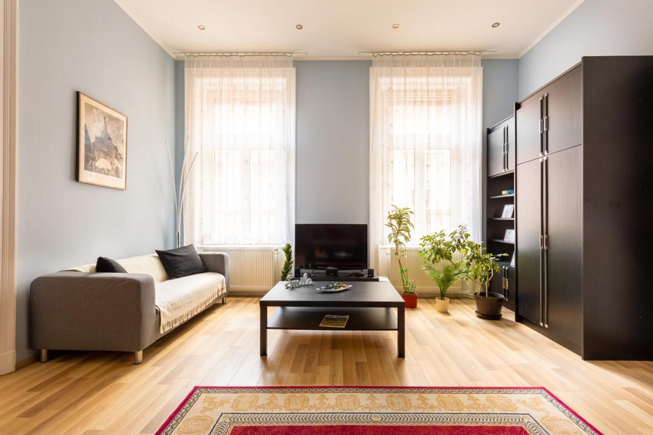 F24 Ferenc Apartment Budapest Exteriör bild